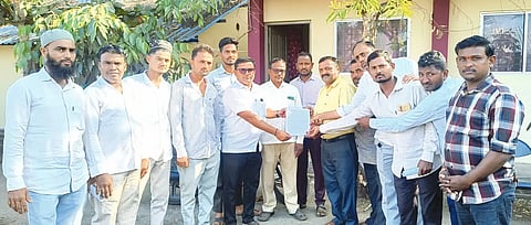 SVR BUS MANAVI