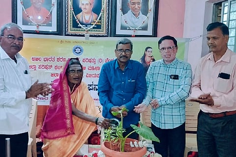 Sattvic life is the ideal of Siddheshwar Shri