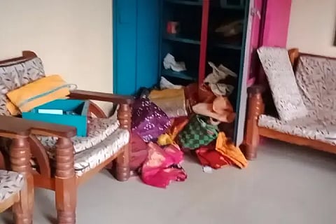 Serial burglary of houses in Jamkhandi