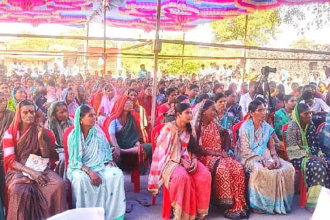 Special village meeting in Baradola village