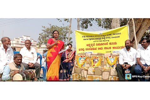 Street drama for eradicating untouchability