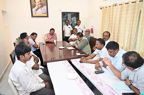 Tributes to SM Krishna Mandya