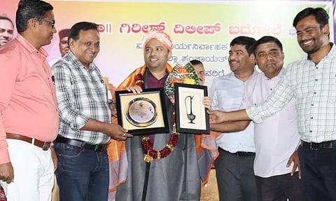 Zp CEO Sanman- PDO Sangh