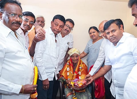 district koppal padma award bhimajji bjp leaders visit