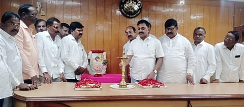 dinada chitra