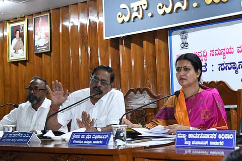 dvg-disha-meeting-2.jpg