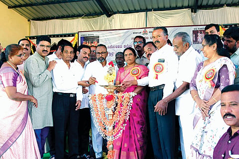 dvg-pratibha-karanji-1.jpg