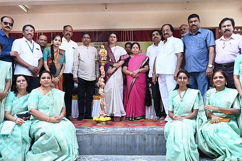dvg-seetamma-college.jpg