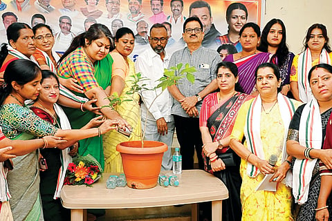 dvg-women-congress.jpg