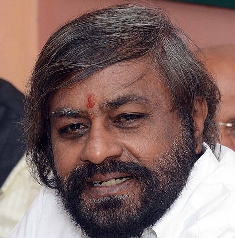eshwar khandre