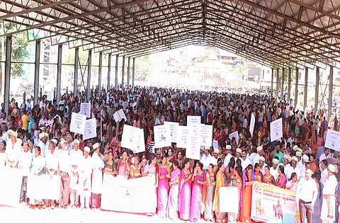 gowda protest