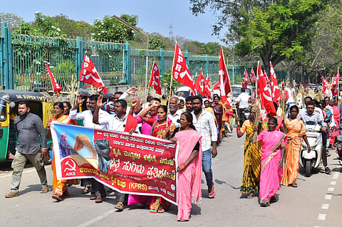 karnataka prantha raitha sangha protest Mandya