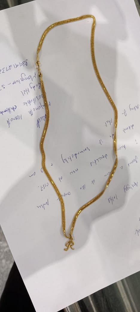 mng--28 Jan Gold chain