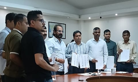 mng-6jan-voters