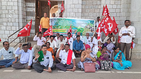 pranatha raytha sanga protest mandya