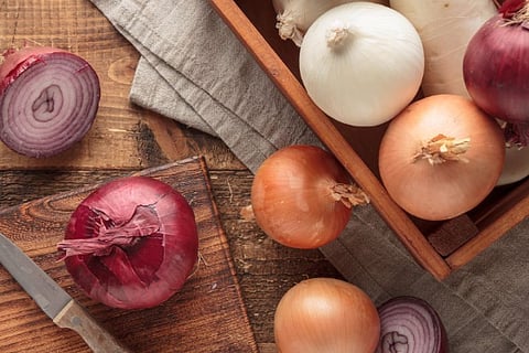 red onion white onion