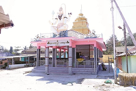 ಪಡುವಳಲು ಗ್ರಾಮದಲ್ಲಿ ಲೋಕಾರ್ಪಣೆಗೆ ಸಿದ್ಧವಾಗಿರುವ ಬಸವೇಶ್ವರ ದೇವಾಲಯ.