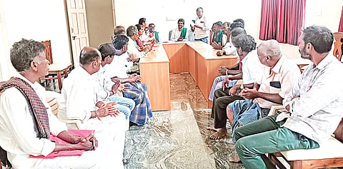 ದುಗ್ಗಹಳ್ಳಿ ದೊಡ್ಡ ಕೆರೆ ಒತ್ತುವರಿ ತೆರವುಗೊಳಿಸಿ