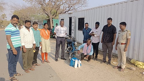 ಅಕ್ರಮವಾಗಿ ಸೇಂದಿ ಸಾಗಣೆ: ನಾಲ್ವರು ಆರೋಪಿಗಳ ಬಂಧನ