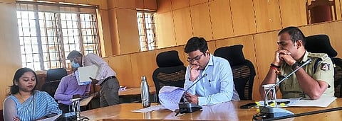 18-02-rama-dc meeting micro Finance
