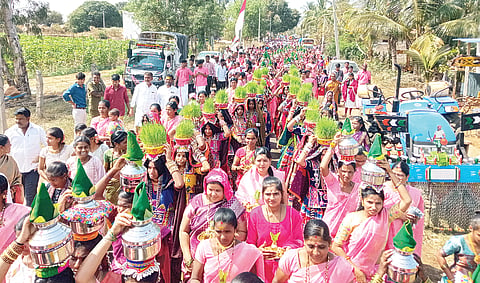 idol procession
