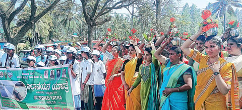 ಮಣ್ಣು, ನೀರಿನ ಸಂರಕ್ಷಣೆಗೆ ಜಾಗೃತಿ ಜಾಥಾ