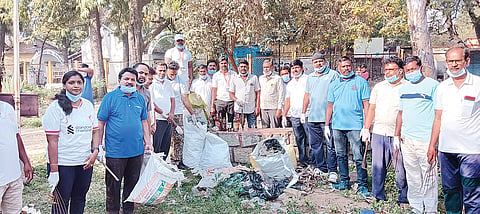 Shramadaan in Nehru Park