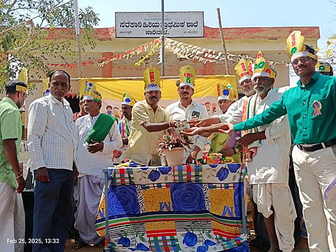 ತಾವರಗೇರಾ ಸಮೀಪದ ನಾರಿನಾಳ ಸಹಿಪ್ರಾ ಶಾಲೆಯಲ್ಲಿ ವಲಯ ಮಟ್ಟದ ಕಲಿಕಾ ಹಬ್ಬ ಕಾರ್ಯಕ್ರಮವನ್ನು ವಲಯ ಸಂಪನ್ಮೂಲ ವ್ಯಕ್ತಿ ರಾಘಪ್ಪ ಶ್ರೀರಾಮ ಉದ್ಘಾಟಿಸಿದರು. ತಾಲೂಕು ಕ್ಷೇತ್ರ ಸಮನ್ವಯಾಧಿಕಾರಿ ಎಂ.ಜಗದೀಶಪ್ಪ, ಎಸ್‌ಡಿಎಂಸಿ ಅಧ್ಯಕ್ಷ ಛತ್ರಪ್ಪ ಆಡಿನ, ಸದಸ್ಯರಾದ ಹನಮಂತಪ್ಪ ಮಡ್ಡೇರ, ನಿಂಗಪ್ಪ, ಪಾರ್ವತಮ್ಮ ಕಿಡದೂರ, ಪ್ರಮುಖರಾದ ಕಾಶೀನಾಥ ನಾಗಲೀಕರ, ಸೀತಾ ದೇವದಾರ, ಮಾರುತಿ, ಪುಷ್ಪಾ, ನಾಗರಾಜ ಐಲಿ ಇತರರಿದ್ದರು.