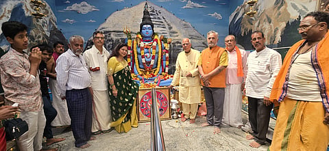 ತಿಮ್ಮಸಂದ್ರಗೇಟ್ ಬಳಿ ನೀಲಕಂಠನ ಆರಾಧನೆ