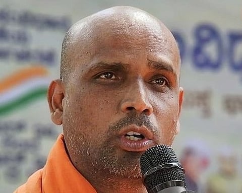 Dr Gnyanprakash Swamiji - Copy