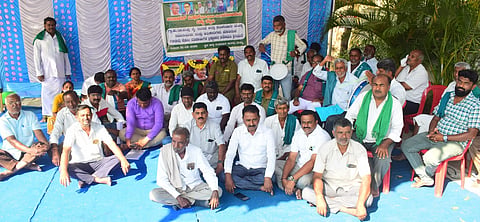 Farmers union activists protest Mandya