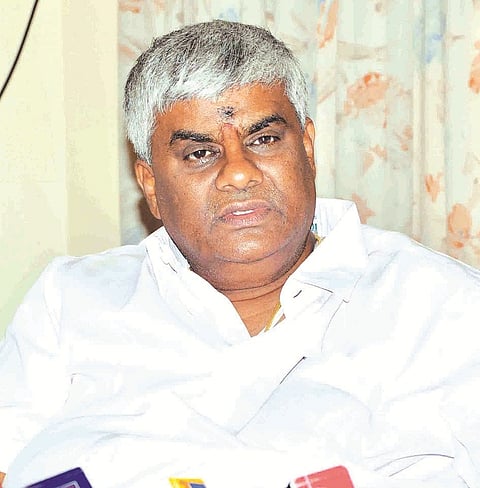 ಎಚ್. ಡಿ.ರೇವಣ್ಣ.
