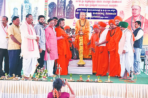 HLR ADDA PALLAKKI