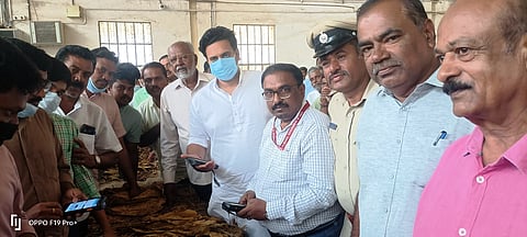 HUN-FEB-20-1(MP VISITED TO TOBACCO MARKET)