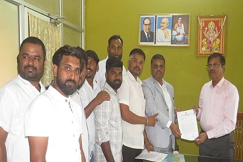 Manavi