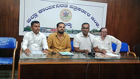 Press conference on Kachhigere Jathre Mandya