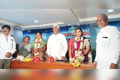 Sindhanur Town Municipal Council president-vice president elected