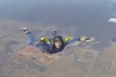 Suffers Seizure While Skydiving Video Of Dramatic
