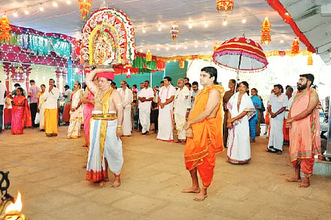 Upp_Makhe Jatra
