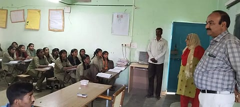 klr school