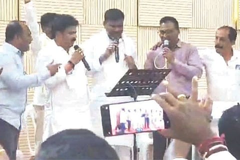 manvi mlas