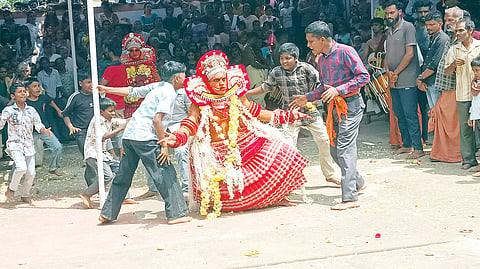 ಚಿತ್ರ 04ಎಸ್ ಡಿ ಪಿ 01