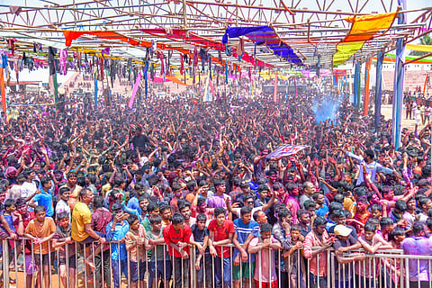district koppal holi festival celebration in koppal public ground