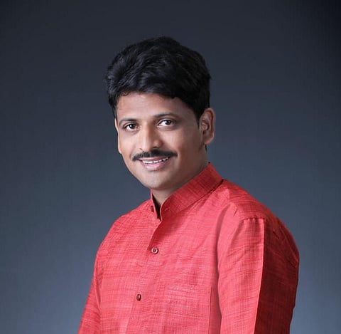 16Anand1( santosh nayak)