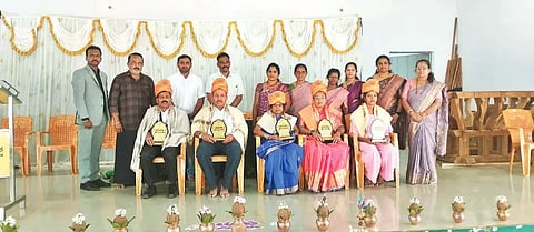 24 nrp 1 mahila