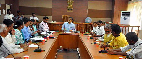 district koppal dc naleen athul meeting