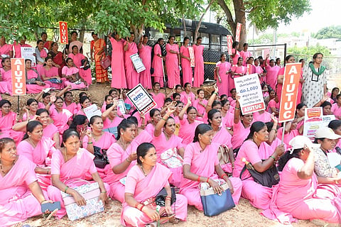 ASHA workers protest in Mysore