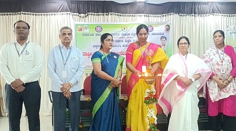 Akka Mahadevi College Photo-1