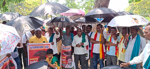 Farmers Association Integration Committee protest Mandya