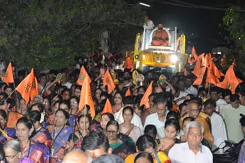 Grand procession of the monks of Shankara Math